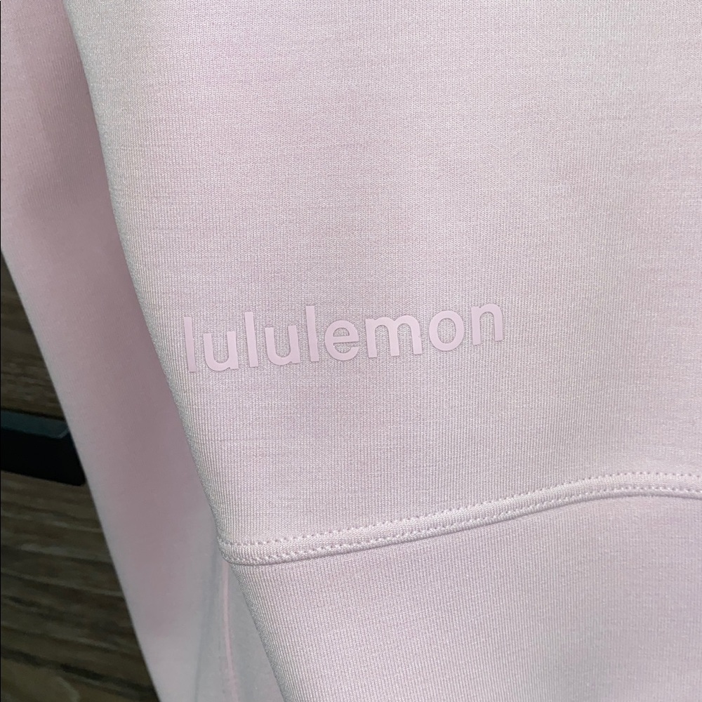 Lululemon Softstreme Perfectly Oversized Cropped Crew - Picture 6 of 7